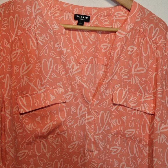 Torrid Women's Harper Blouse size 1X Peachy Pink Hearts Coquette Feminine Flowy - Picture 4 of 13